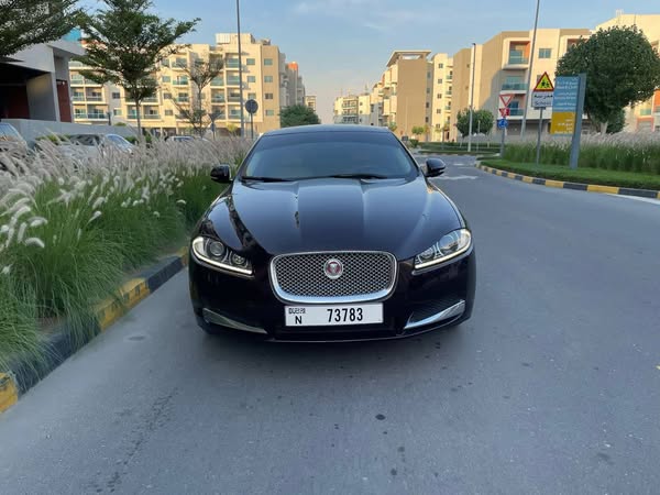 جاكوار XF 2014 - صورة 1