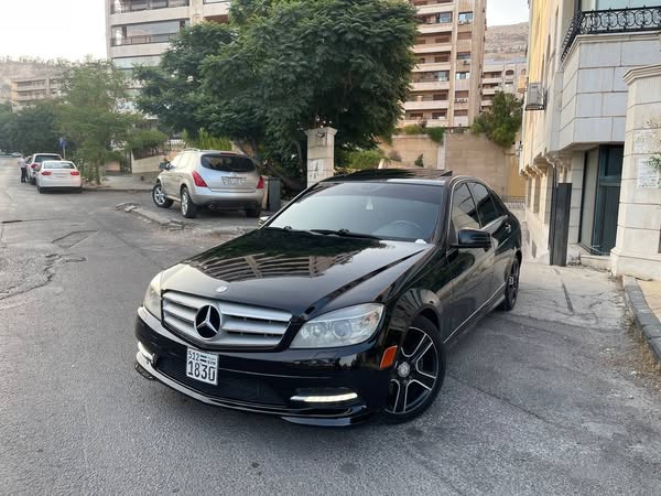 مرسيدس C300 2011 - صورة 3