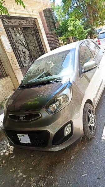 كيا اوبتيما 2012 - صورة 1