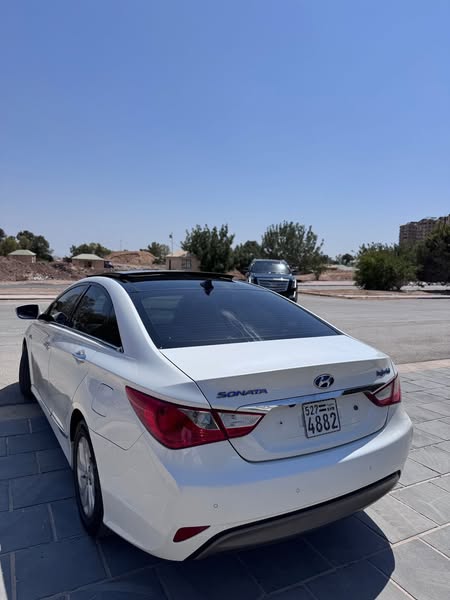 هيونداي سوناتا 2014 - صورة 2