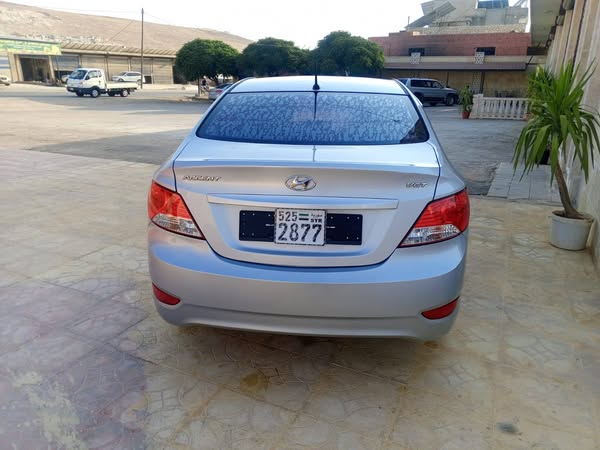 هيونداي اكسنت 2015 - صورة 3