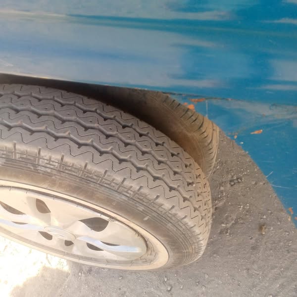هيونداي H100 2001 - صورة 4