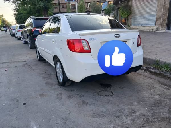 كيا ريو 2011 - صورة 1