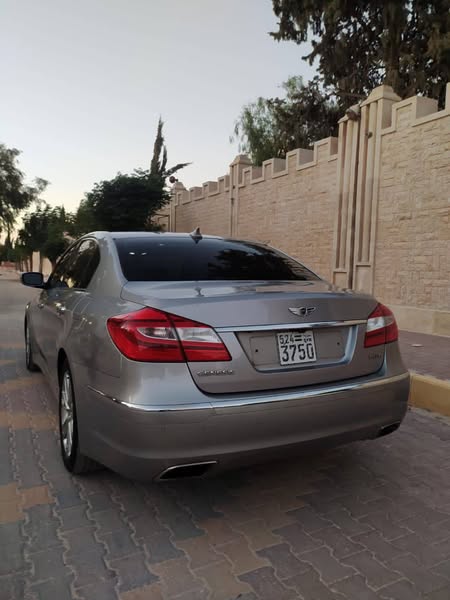 هيونداي جنسس 2012 - صورة 3