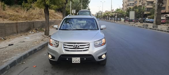 هيونداي سنتافية 2010 - صورة 1