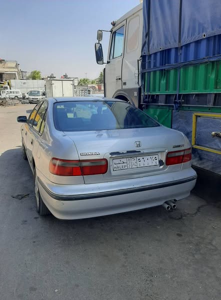 هوندا أكورد 1998 - صورة 5