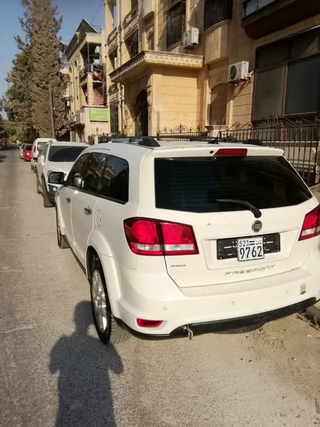 فيات فيرمونت 2013 - صورة 4