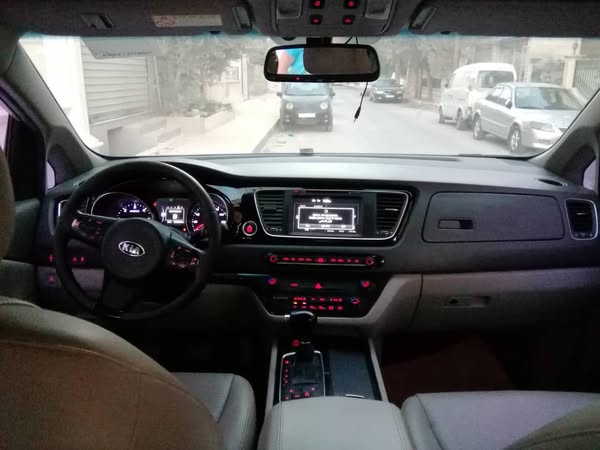 كيا كرنفال 2015 - صورة 5