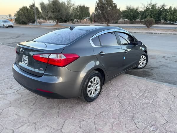 كيا سيراتو K3 2013 - صورة 3