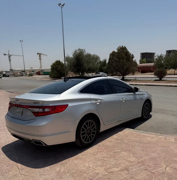 هيونداي أزيرا 2016 - صورة 3