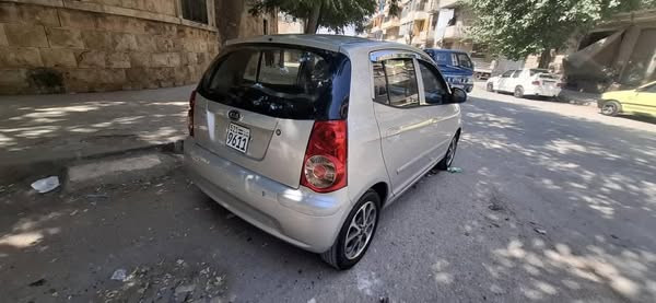 كيا مورنيغ 2008 - صورة 3