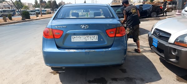 هيونداي أفانتي 2008 - صورة 5