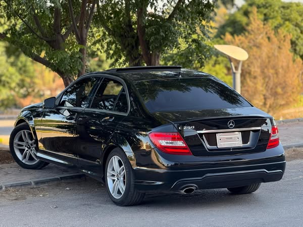 مرسيدس C250 2013 - صورة 3