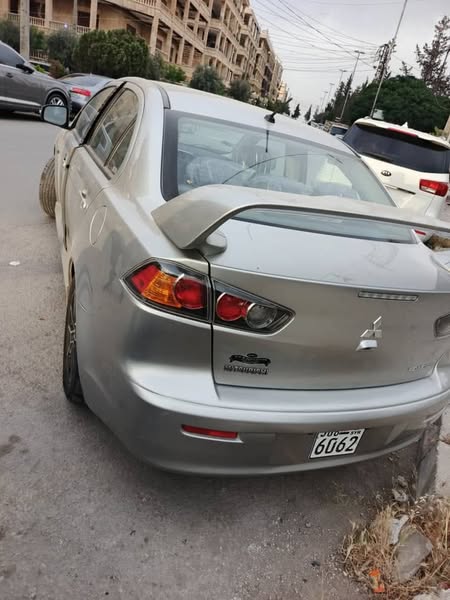 ميتسوبيشي لانسر 2017 - صورة 3