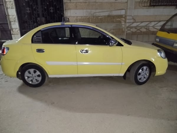 كيا ريو 2011 - صورة 2