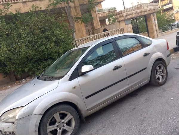 فورد فوكس 2006 - صورة 3