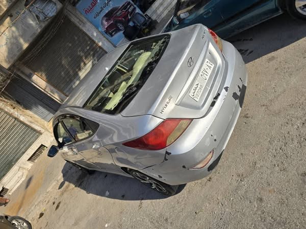 هونداي اكسنت 2011 - صورة 5