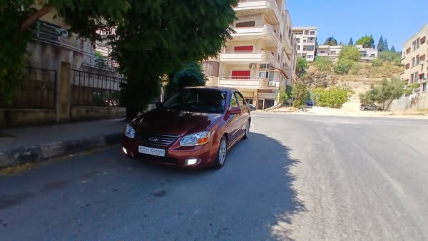 كيا سيراتو 2007 - صورة 1
