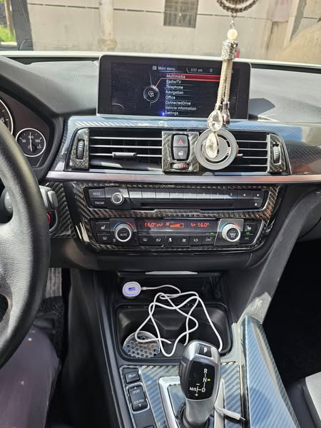 BMW 320d 2013 - صورة 4