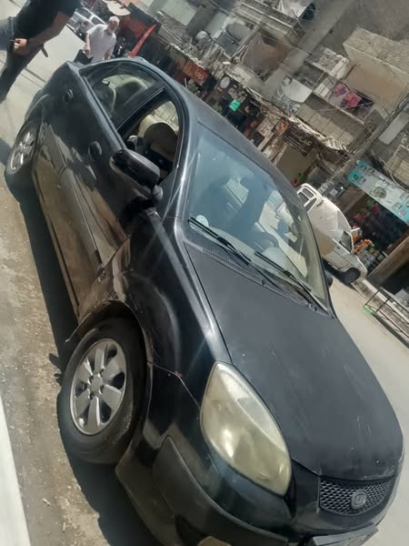 كيا ريو 2009 - صورة 1