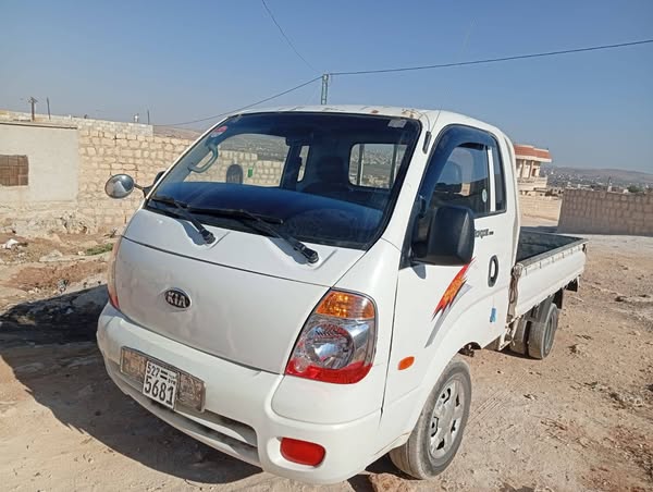 كيا بانكو2700 2010 - صورة 2
