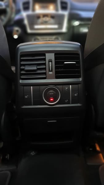 مرسيدس ML250 2014 - صورة 4