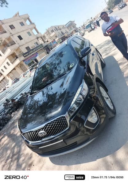 كيا سيرنتو 2015 - صورة 1