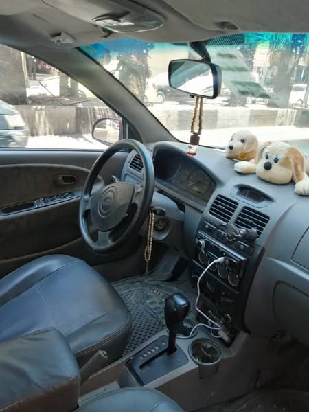 كيا ريو 2003 - صورة 5