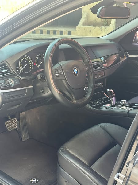 بي إم دبليو 520d 2012 - صورة 4