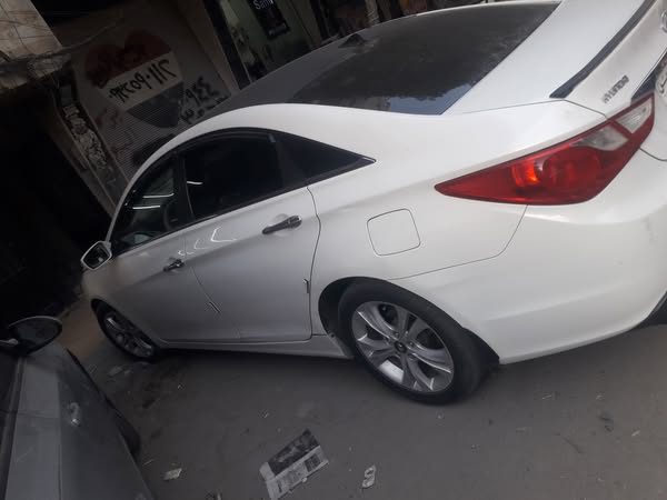هيونداي سوناتا 2011 - صورة 1