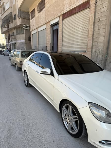 مرسيدس بنز E300 2013 - صورة 2