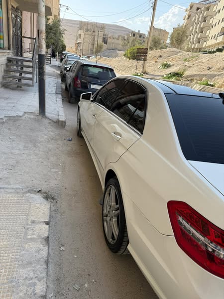 مرسيدس بنز E300 2013 - صورة 4