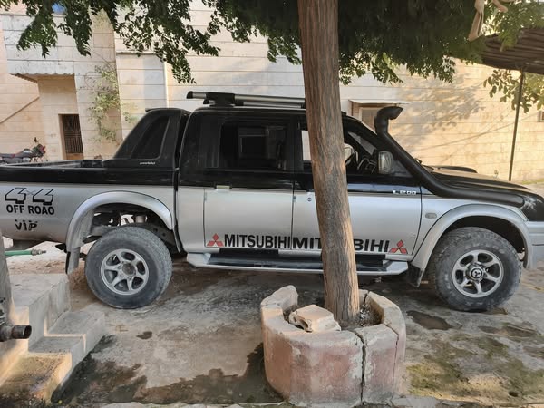 ميتسوبيشي L200 2004 - صورة 3