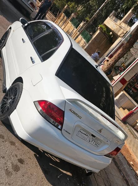 ميتسوبيشي لانسر 2007 - صورة 2