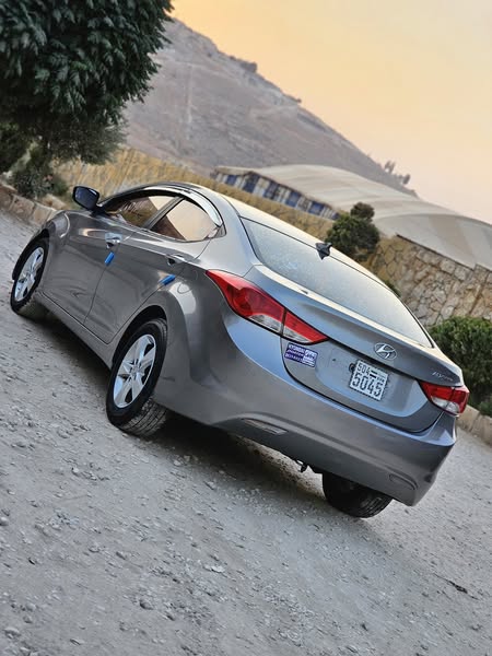 هيونداي النترا 2011 - صورة 1