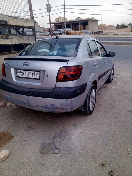 كيا ريو 2008 - صورة 5