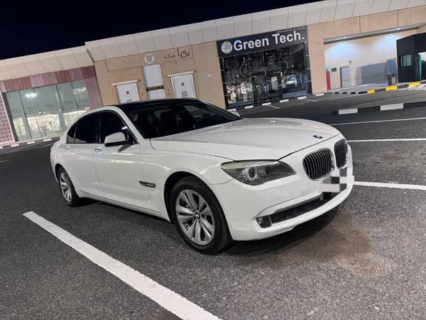 BMW 730Li 2012 - صورة 1