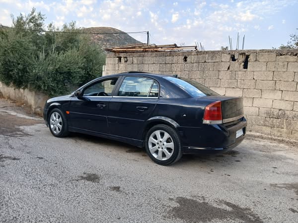 اوبل فكترا 2003 - صورة 1