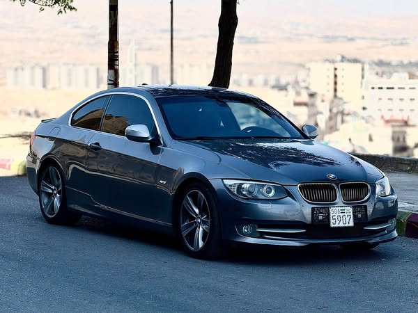 BMW 325 2013 - صورة 1