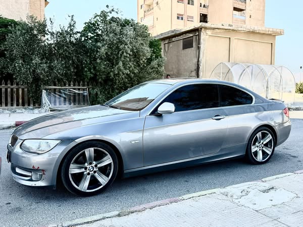 BMW 325 2013 - صورة 2