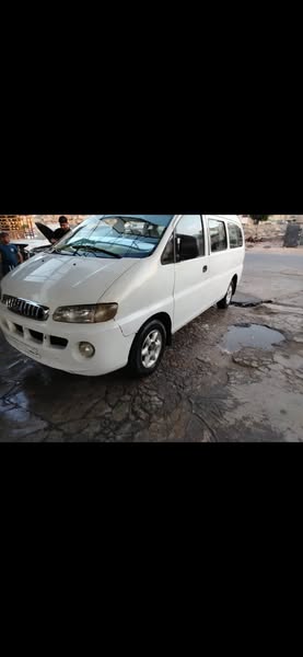 هيونداي H-1 / Starex 2002 - صورة 4