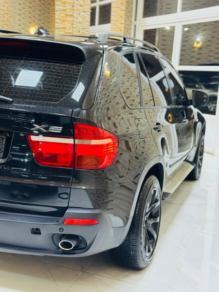 بي أم X5 2008 - صورة 5
