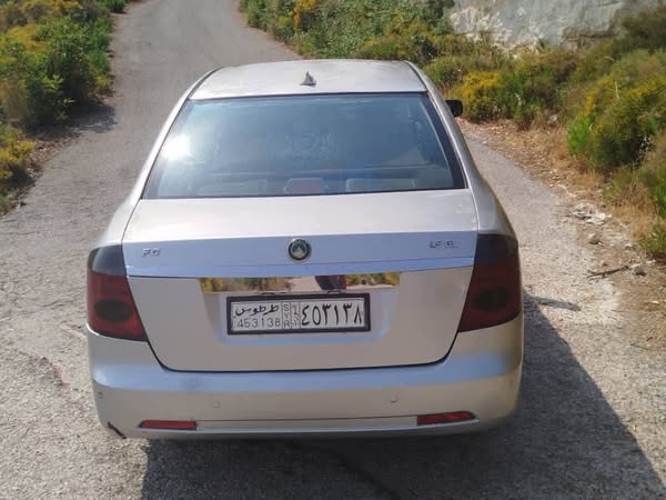 جيلي j5 2010 - صورة 4