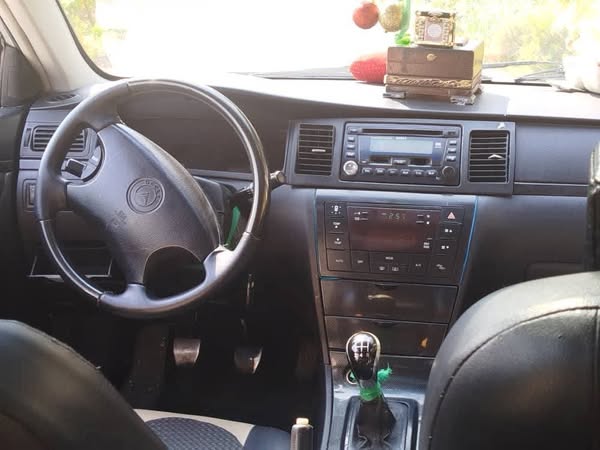 جيلي j5 2010 - صورة 1