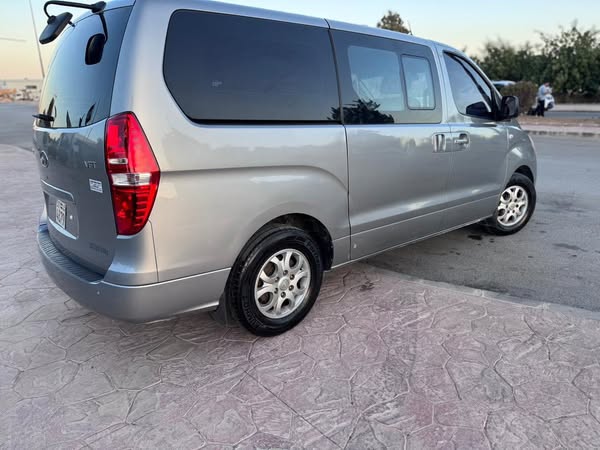 هيونداي جراند H1 2014 - صورة 3