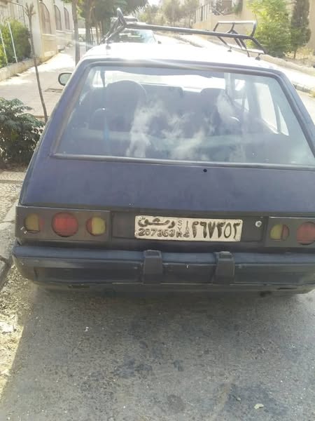 تويوتا كورولا 1983 - صورة 2