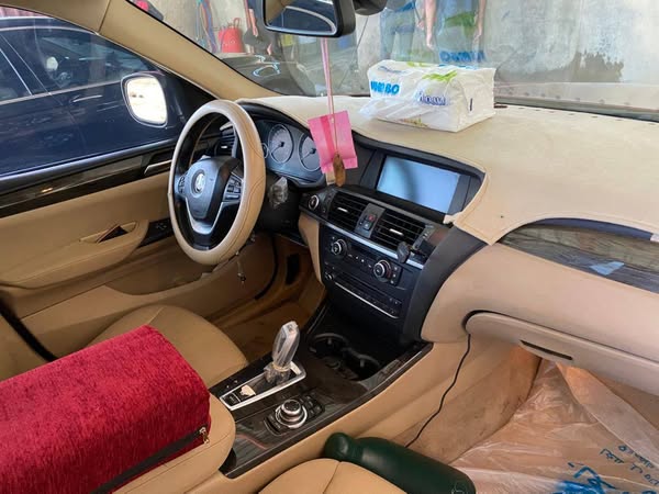 BMW X3 2011 - صورة 2