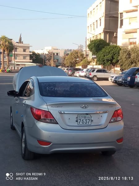 هيونداي اكسنت 2011 - صورة 2