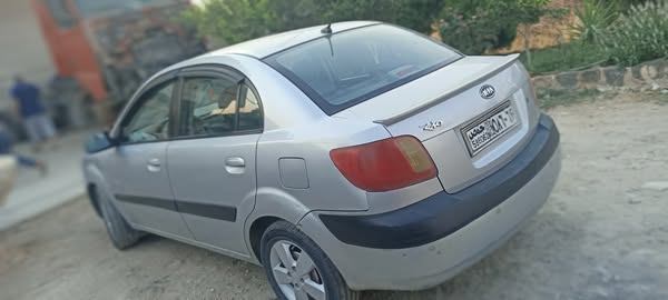 كيا ريو 2008 - صورة 1