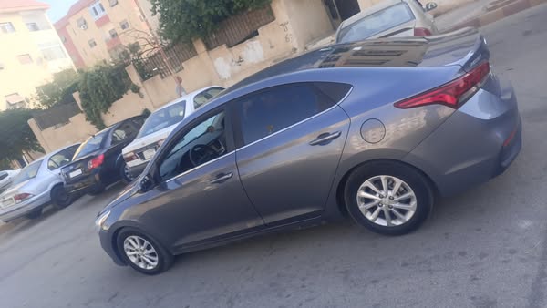 هيونداي اكسنت 2020 - صورة 4
